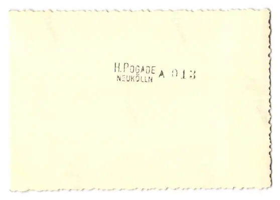 21 Fotografien H. Pogade, Berlin-Neukölln, Ausdruckstanz, Tanzgruppe / Tänzerinnen in verschiedenen Bühnenszenen 34