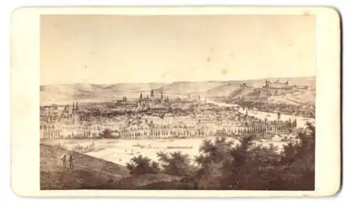 Fotografie F. Albert, Würzburg, Ansicht Würzburg, Panoramablick vom Berg aus, nach Gemälde