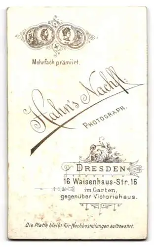 Fotografie Hahn`s Nachf., Dresden, Waisenhaus-Str. 16, Porträt eines jungen Mannes