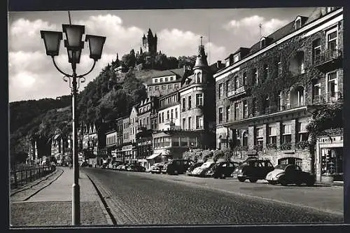 AK Cochem an der Mosel, Union-Hotel, Strassenpartie mit Burg