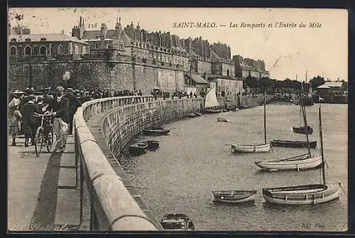 AK Saint-Malo, Les Remparts et l`Entrée du Môle