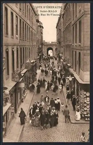 AK Saint-Malo /Cote d`Émeraude, La Rue St-Vincent