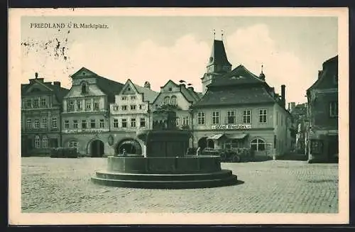 AK Friedland / Frydlant, Hotels Stephan und Herrmann am Markt, Brunnen