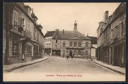 AK Lormes, Place de l`Hôtel-de-Ville