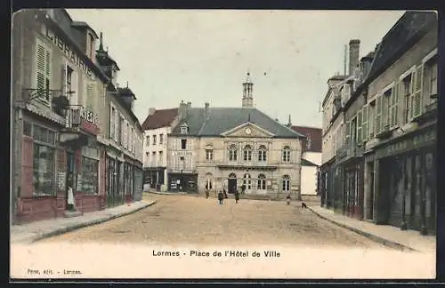 AK Lormes, Place de l`Hôtel de Ville