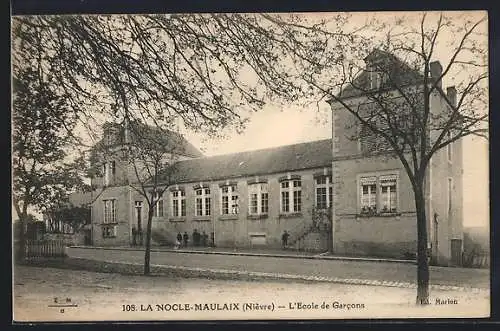 AK Nocle-Maulaix /Nièvre, L`Ecole de Garcons