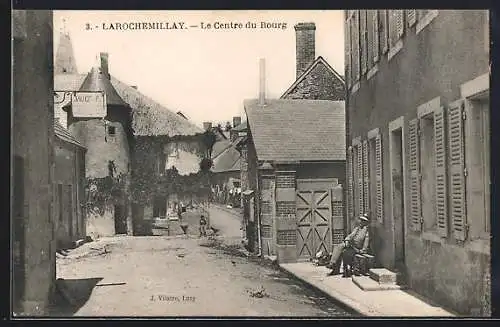 AK Larochemillay, Le Centre du Bourg