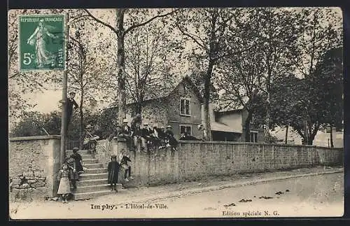 AK Imphy, L`Hôtel-de-Ville
