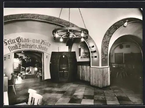 AK Zwiesel / Bayern, Hotel Gasthof Deutscher Rhein, Bes. Hans Wölfl, Innenansicht