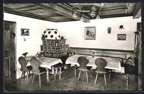 AK Winkl /Fischbachau, Cafe Winklstüberl Mairhofer, Innenansicht