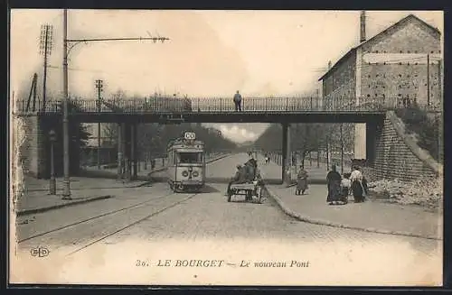 AK Le Bourget, Strassenbahn unterhalb der neuen Brücke