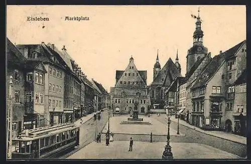 AK Eisleben, Strassenbahn am Marktplatz