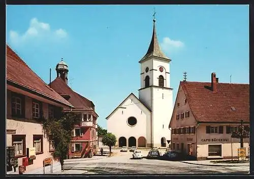 AK Lenzkirch /Schwarzwald, Ortspartie mit St. Nikolauskirche, Rathaus, Cafe-Bäckerei, Automaten