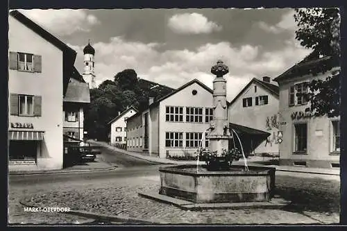 AK Marktoberdorf /Allgäu, Marktplatz mit Brunnen