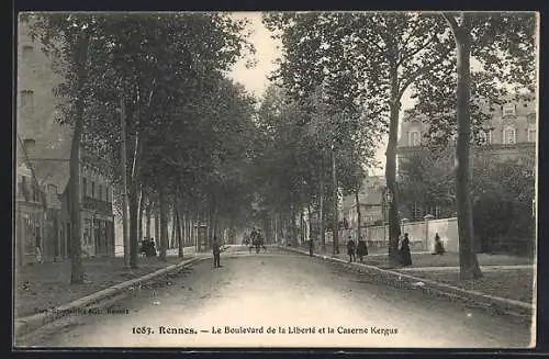 AK Rennes, le Boulevard de la Liberté et la Caserne Kergus