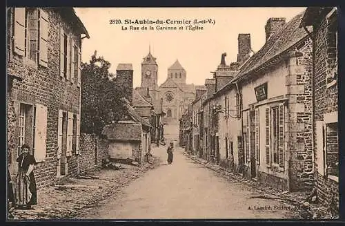 AK St-Aubin-du-Cormier, La Rue de la Garenne et l`église