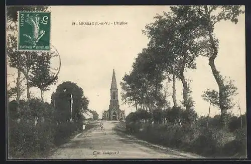 AK Messac, l`Église et route bordée d`arbres