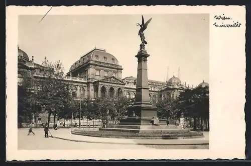 AK Wien, Liebenberg-Denkmal vor der Universität