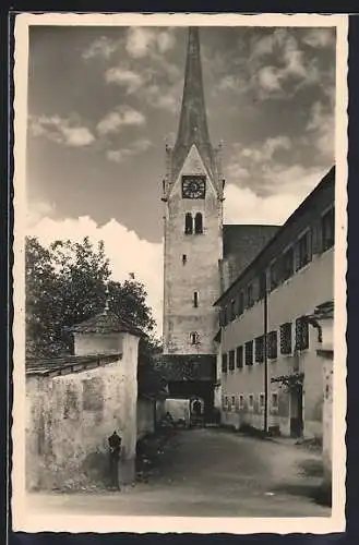 AK Abtenau am Tennengebirge, Strasse zur Kirche