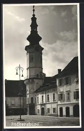 AK Radkersburg, Platz an der Kirche mit Geschäften