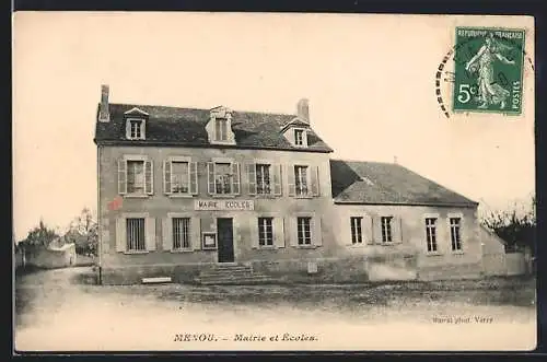 AK Menou, Mairie et Écoles