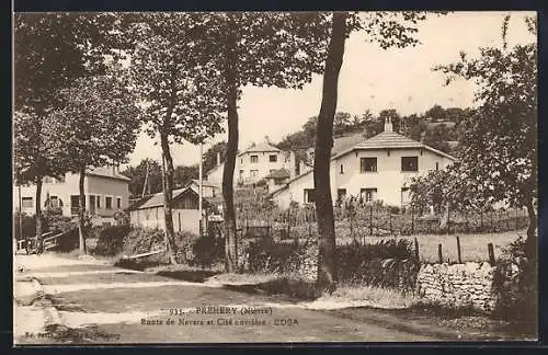 AK Prémery /Nièvre, Route de Nevers et Cité ouvrière