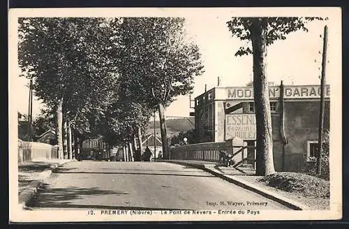 AK Prémery /Nièvre, Le Pont de Nevers, Entrée du Pays