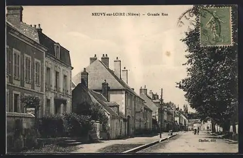 AK Neuvy-sur-Loire /Nièvre, Grande Rue