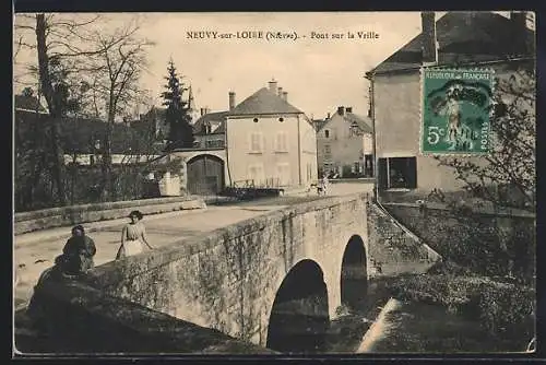 AK Neuvy-sur-Loire /Nièvre, Pont sur la Vrille