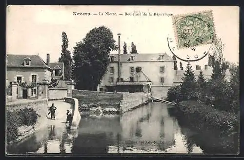 AK Nevers, La Nièvre, Boulevard de la République