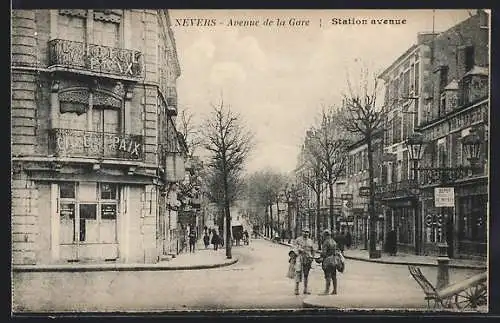 AK Nevers, Avenue de la Gare, Station avenue