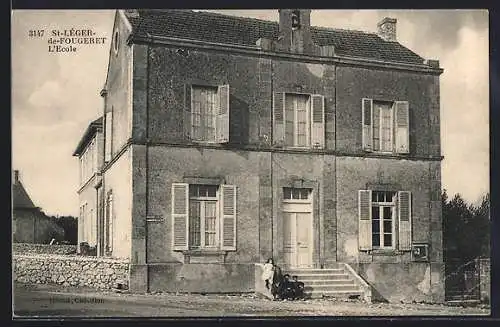 AK St-Léger-de-Fougeret, L`Ecole