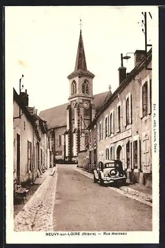 AK Neuvy-sur-Loire, Rue Marceau