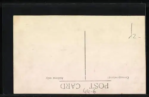 AK Kleines Kind im Kinderwagen