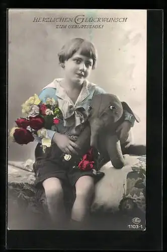 AK Geburtstagskarte, Mädchen mit Spielzeug-Elefanten und Rosenstrauss