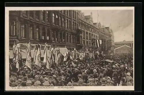 AK Hannover, 9. Deutsch. Sängerbundesfest 1924, Fahnenträger beim Festumzug