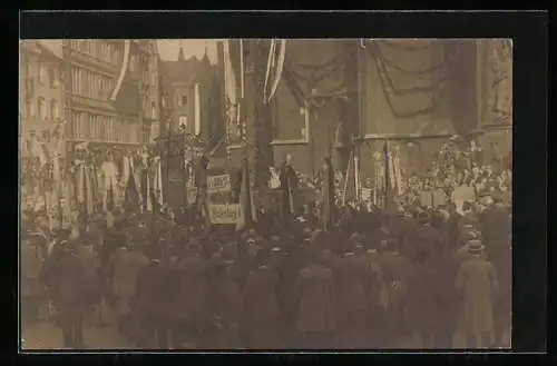 Foto-AK Hannover, 9. Deutsch. Sängerbundesfest 1924, Festumzug vor der Kirche