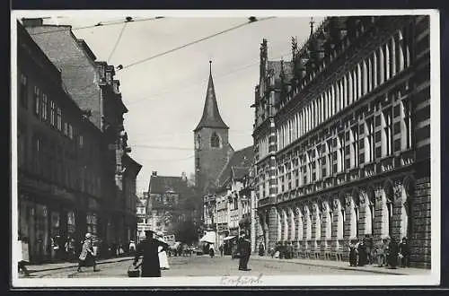 AK Erfurt, Schlösserstrasse mit Blick zur Kirche