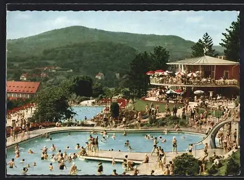 AK Bad Kissingen, Besucher im Terrassen-Schwimmbad