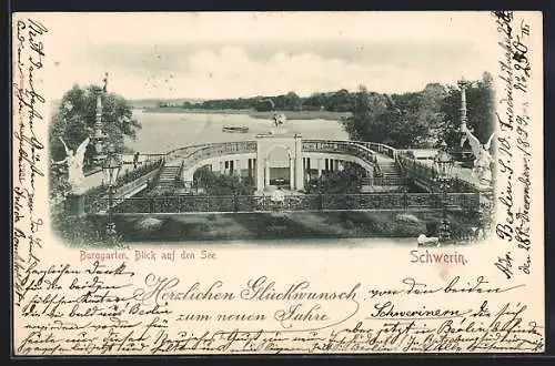 AK Schwerin / Mecklenburg, Burggarten mit Blick auf den See