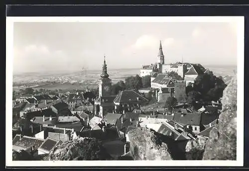 AK Nikolsburg, Ortsansicht mit Burg aus der Vogelschau