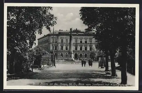 AK Znaim /Znojmo, Blick vom Stadtpark auf den Kopalplatz