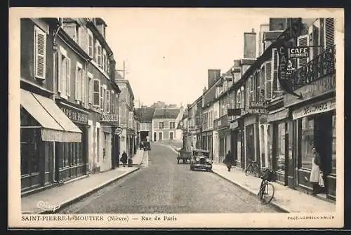 AK Saint-Pierre-le-Moutier /Nièvre, Rue de Paris, Strassenpartie