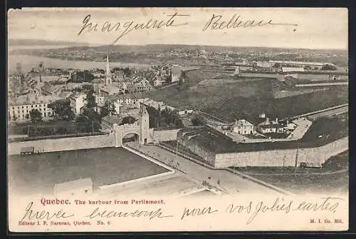 AK Quebec, The harbour from Parliament