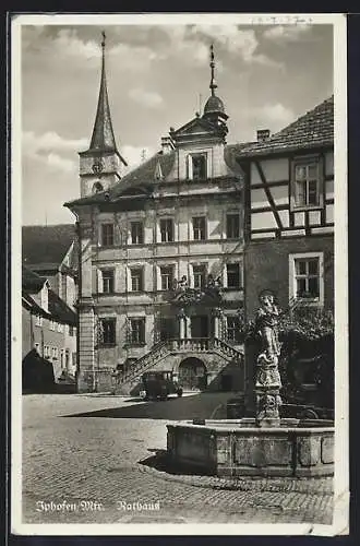 AK Iphofen, Brunnen, Rathaus und Kirchturm