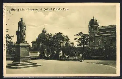 AK Rostock i. M., Promenade mit Denkmal Friedrich Franz