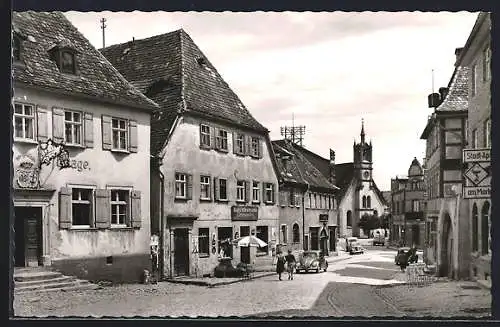 AK Uffenheim, Marktplatz mit Gasthaus Daage und Lebensmittelladen