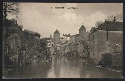 AK Semur, vue du Caron avec rivière et bâtiments historiques