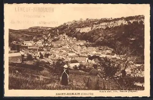 AK Saint-Romain, vue sur le village avec falaises en arrière-plan et deux femmes en tenue traditionnelle