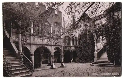 Fotografie B. Johannes, Meran, Ansicht Meran, Schlosshof Rubein